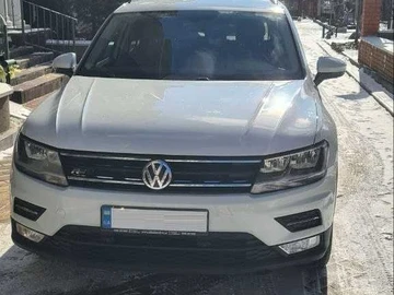 Авто Volkswagen Tiguan 2017 № 8481949