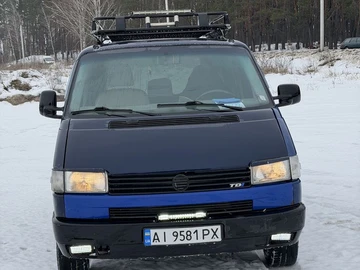 Авто Volkswagen Caravelle 1990 № 8482044