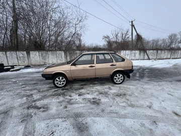 Авто ВАЗ 2109 1987 № 8482093