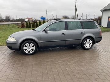 Авто Volkswagen Passat Variant 2004 № 8482174