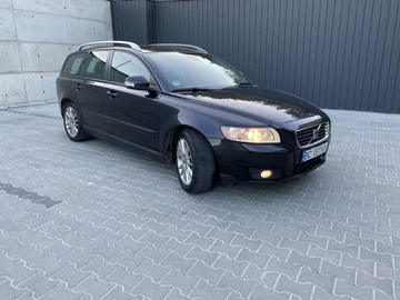 Авто Volvo V50 2009 № 8482193