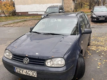 Авто Volkswagen Golf 2001 № 8482429