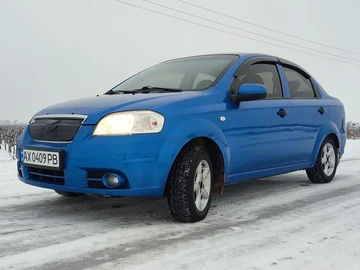 Авто Chevrolet Aveo 2011 № 8482486