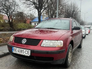 Авто Volkswagen Passat Sedan 1996 № 8482501