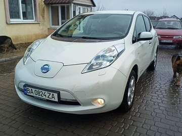 Авто Nissan Leaf 2011 № 8482506