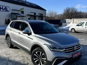 Авто Volkswagen Tiguan 2023 № 8482663