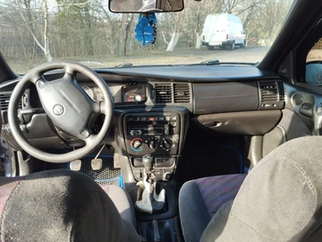 Авто Opel Vectra 1996 № 8482784