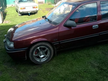 Авто Opel Vectra 1989 № 8482785