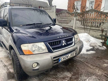 Авто Mitsubishi Shogun 2004 № 8482789