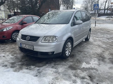 Авто Volkswagen Touran 2007 № 8482860