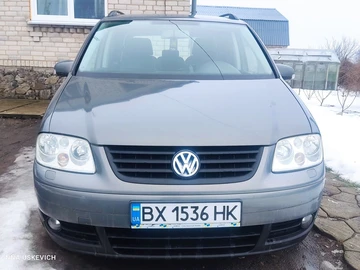 Авто Volkswagen Touran 2004 № 8482873