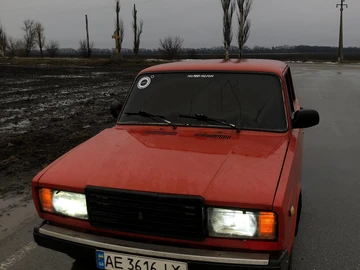 Авто ВАЗ 2107 1992 № 8483097