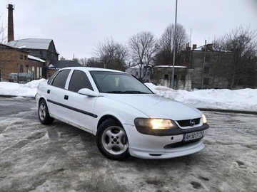 Авто Opel Vectra 1998 № 8483099