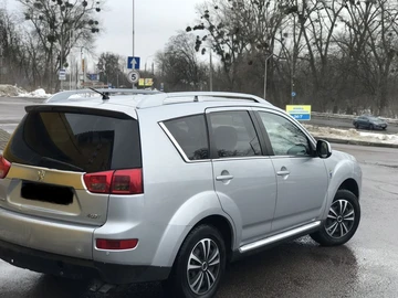 Авто Peugeot 4007 2008 № 8483130