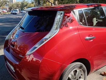 Авто Nissan Leaf 2011 № 8483142