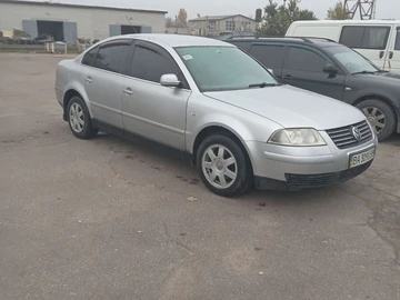 Авто Volkswagen Passat Sedan 2002 № 8483215