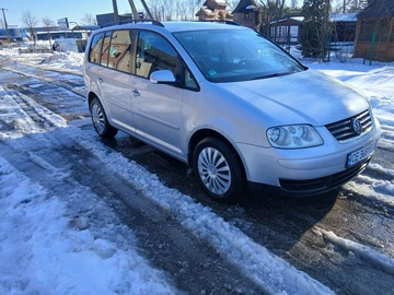 Авто Volkswagen Touran 2004 № 8483470