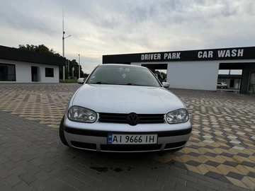 Авто Volkswagen Golf 2002 № 8483479