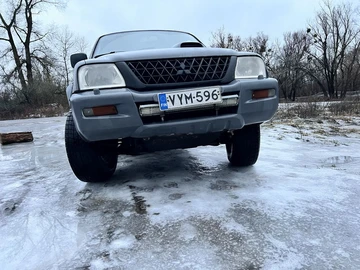 Авто Mitsubishi L 200 2002 № 8483563