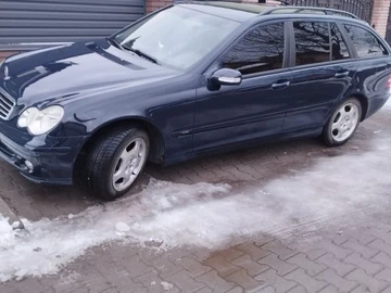 Авто Mercedes 220 2004 № 8483571