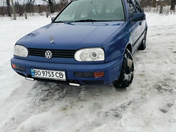 Авто Volkswagen Golf 1997 № 8483748