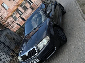 Авто Skoda Superb 2005 № 8484106