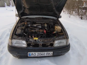 Авто Opel Vectra 1983 № 8484116