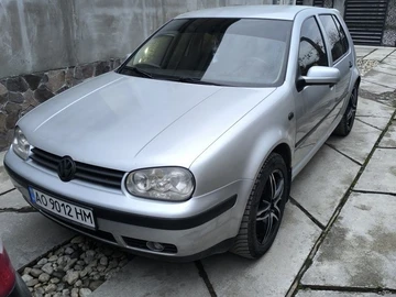 Авто Volkswagen Golf 2001 № 8484262