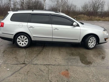 Авто Volkswagen Passat Variant 2005 № 8484290