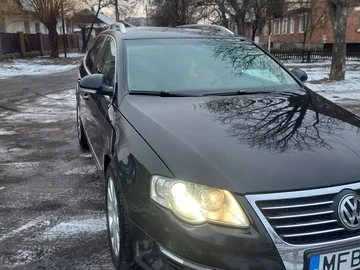 Авто Volkswagen Passat Variant 2009 № 8484330