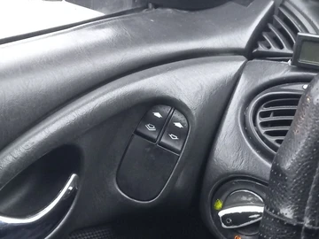 Авто Ford Focus 1999 № 8484336