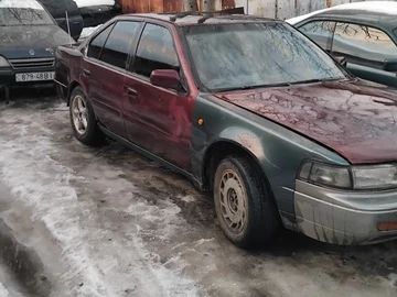 Авто Nissan Maxima 1989 № 8484381