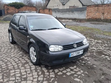 Авто Volkswagen Golf 2000 № 8484393