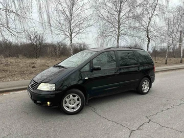 Авто Volkswagen Sharan 2003 № 8484438