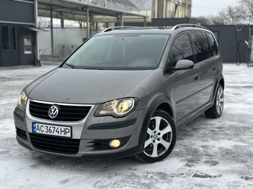Авто Volkswagen Touran 2007 № 8484447