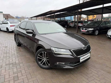Авто Skoda Superb 2017 № 8484533