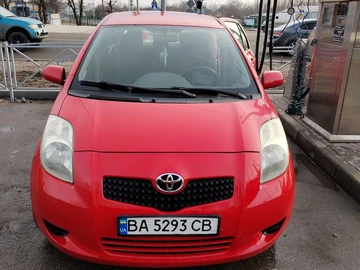 Авто Toyota Yaris 2006 № 8484577