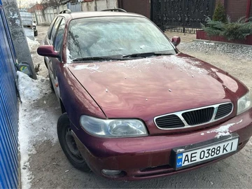 Авто Daewoo Nubira 1998 № 8484900