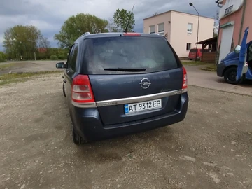 Авто Opel Zafira 2010 № 8484932