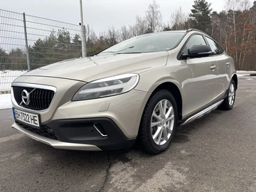 Авто Volvo 240 2016 № 8485100