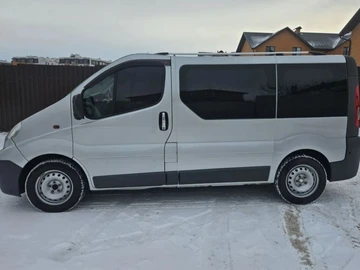 Авто Opel Vivaro 2010 № 8485111