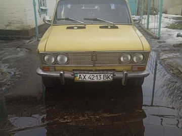 Авто ВАЗ 2103 1975 № 8485128