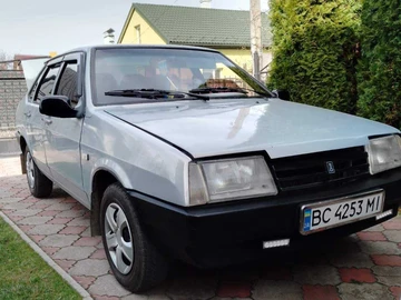 Авто ВАЗ 2109 2000 № 8485440