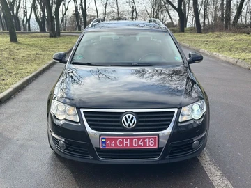 Авто Volkswagen Passat Variant 2009 № 8485576