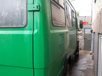 Авто Mercedes Mb 1993 № 8485597