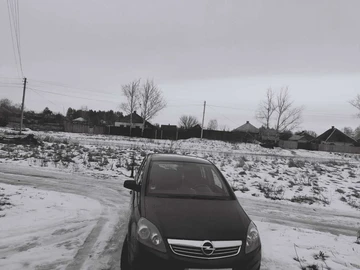 Авто Opel Zafira 2010 № 8485813