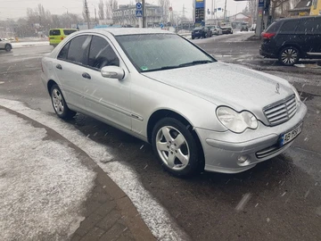 Авто Mercedes C Серия 2004 № 8485875
