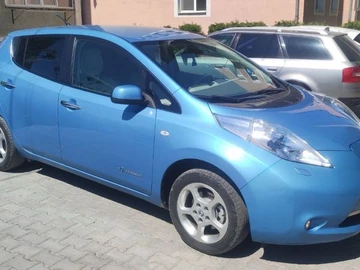 Авто Nissan Leaf 2012 № 8485999