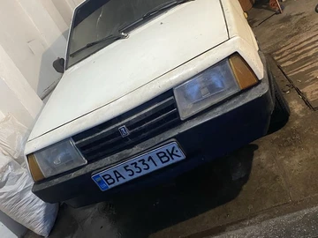 Авто ВАЗ 21083 1988 № 8486001