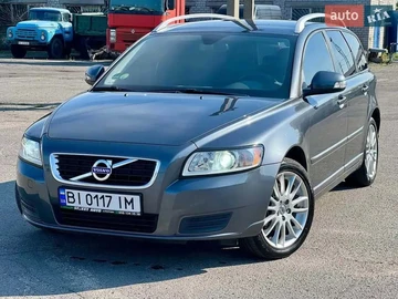 Авто Volvo V50 2011 № 8486020